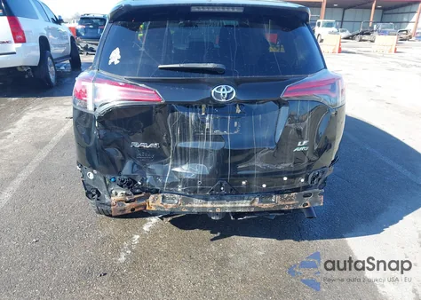 2018 Toyota Rav4 Le z USA, uszkodzony, nr VIN 2T3BFREV0JW760684